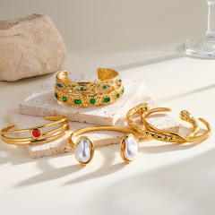 Exquisite Luxury Rhinestone-Encrusted Natural Stone Shiny Stainless Steel Bracelet
