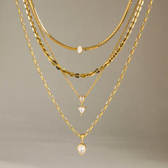 Elegant stainless steel necklace light luxury zircon heart clavicle chain necklace
