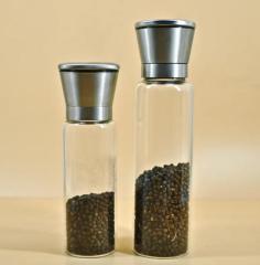 glass spice bottles