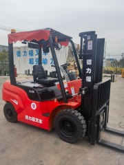 Litium Li-ion battery counterbalanced truck