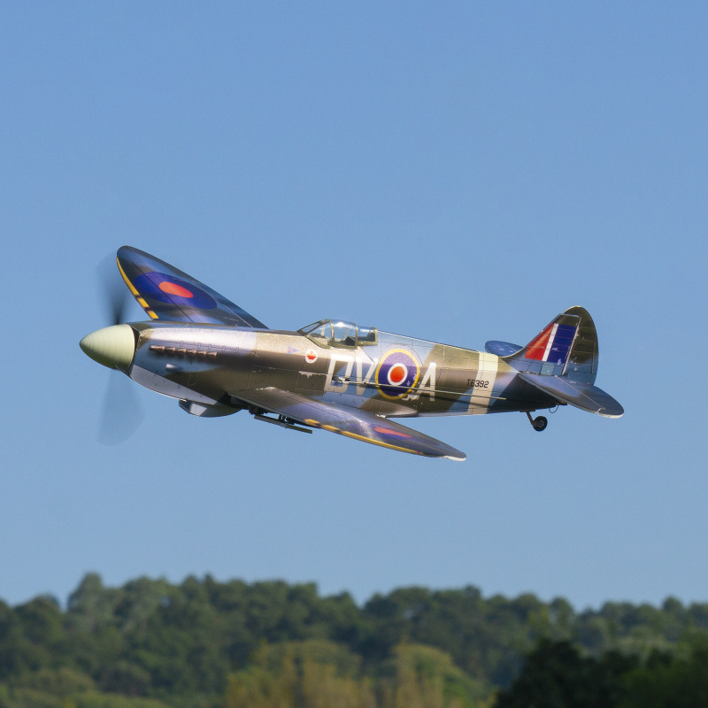Spitfire MK XVI 5CH Aircraft with Retractable Landing Gear