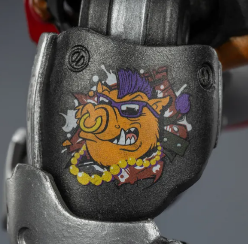 The print of the player's own image on the arm of the JoyToy TMNT Super Bebop.