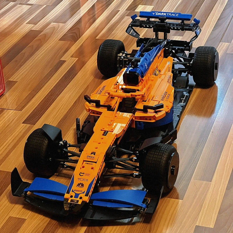 YILE P9926 McLaren Formula 1 Race Car Technical 42141 Technic 1431±pcs from Eueope3-7 Days Delivery.