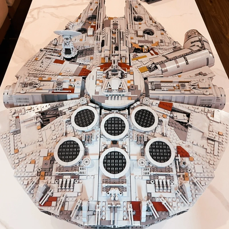 {Pre-Order}Custom XQ003 UCS Millennium Falcon Star Wars 75192 Holder Optional Building Block Brick 7258±pcs from Canada 3-7 Day Delivery