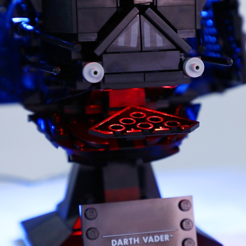 LED Lighting Kit for Darth Vader Helmet 75304