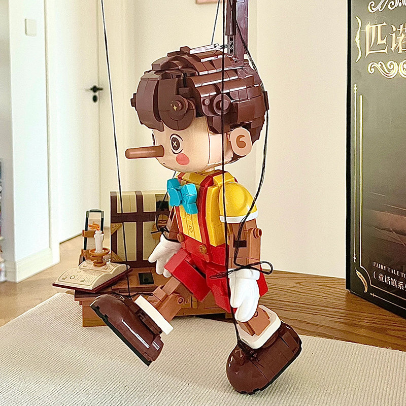 [LIGHT BRICK] WEKKI 506186 Pinocchio Fairy Tale Town 1900±PCS Building Block Brick Toy from China