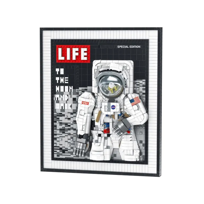 Mork 031005 Astronaut Photo Frame Buliding Blocks 2188±pcs Bricks Toys Model Form China