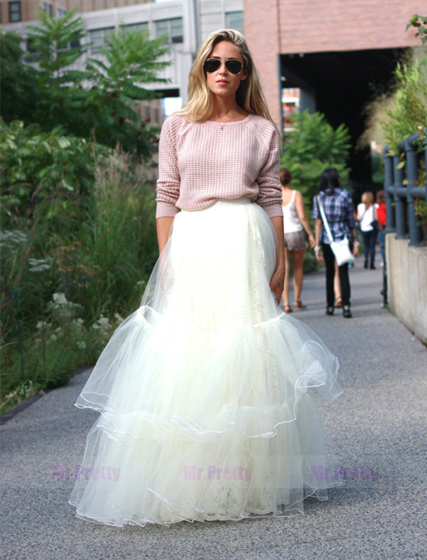Ivory Tulle Short Train Bridal Skirt