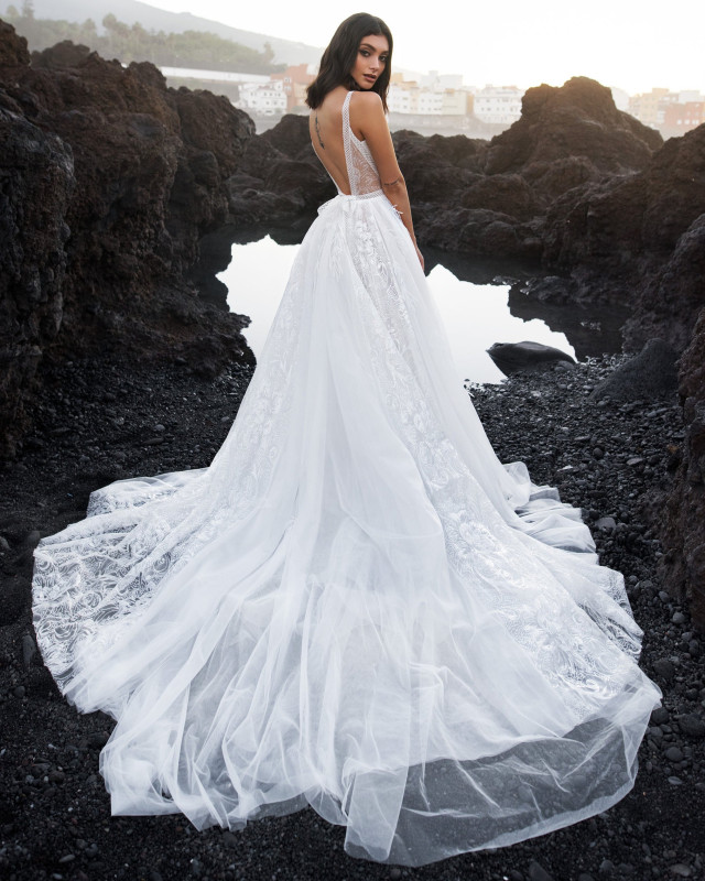 Ivory Lace Long Train Bridal Gown