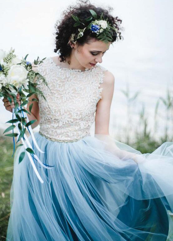 Grey Blue Ivory Lace Short Train Wedding Dress Bridal Gown