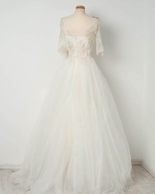 Ivory Lace Tulle Wedding Dress Bridal Gown