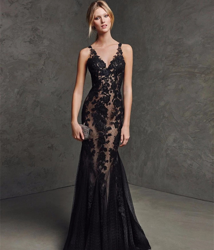 Black Lace Tulle Short Train Mermaid Wedding Dress