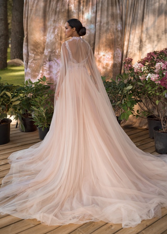 Lace Tulle Long Train Wedding Dress Bridal Gown