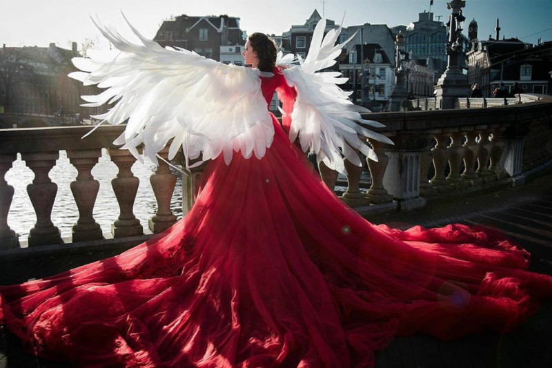 True Red  Tulle  2 Pieces Long Train Skirt Bridal Gown