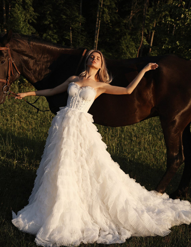 Ivory Ruffle Tulle Skirt  2 Pieces Wedding Dress