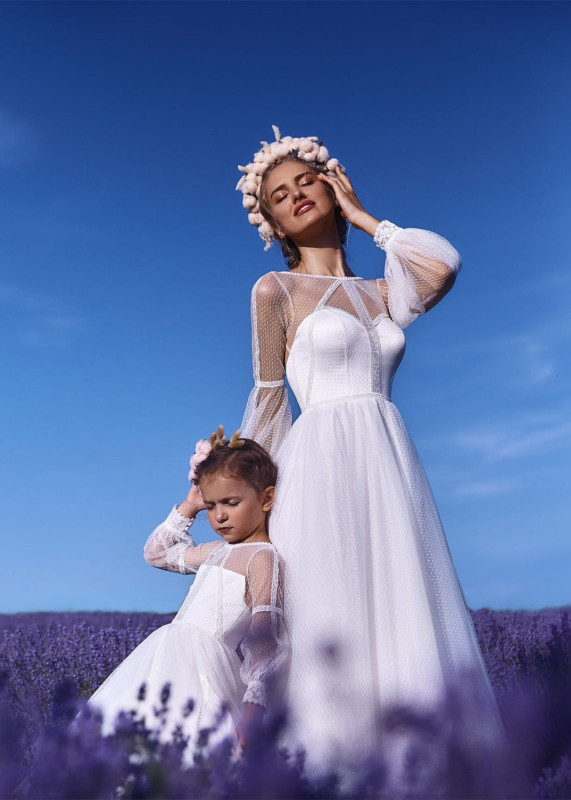 White Dots Tulle Mother And Kids Dress