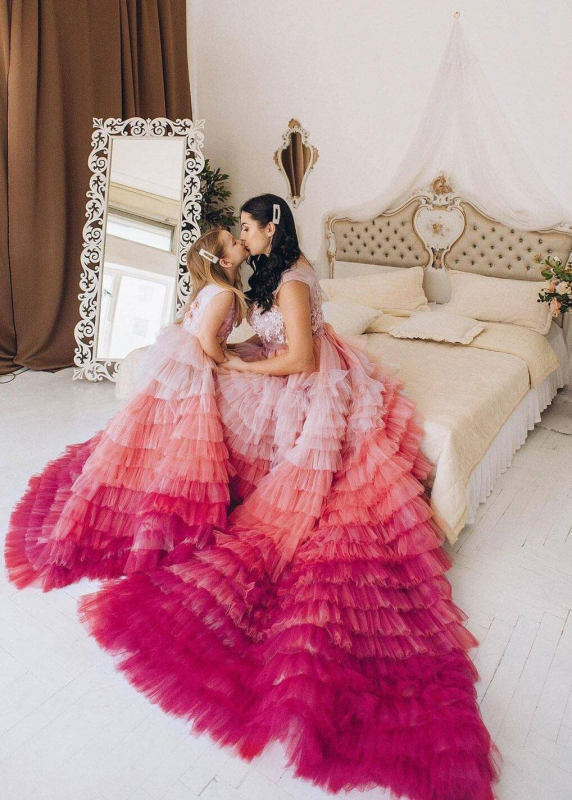 Lace Tulle Tiered Mother And Kids Photoshoot Dress