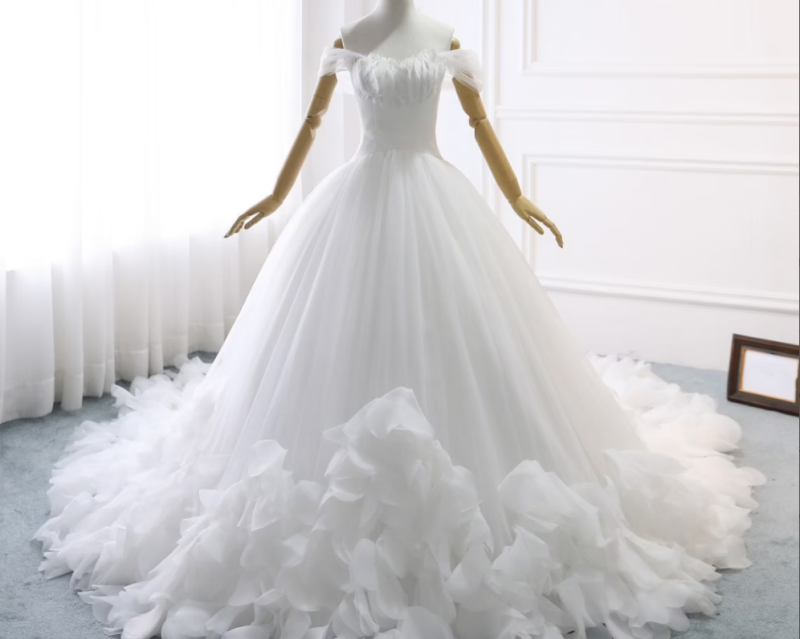 Feather Tulle Wedding Dress Vintage Bridal Gowns