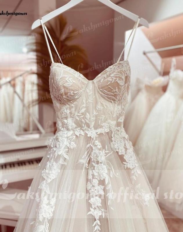Custom the Wedding Dress for M