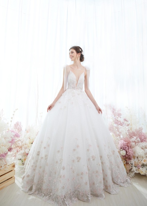 Light Pink Lace Tulle Floral Wedding Dress
