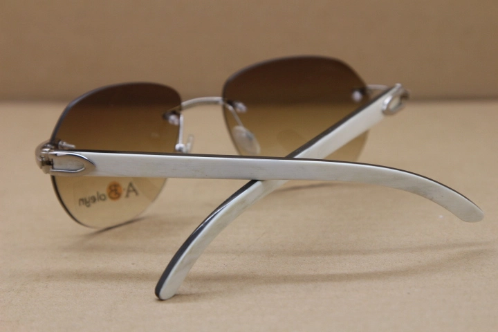 Hot inside of the arms are all black and outside of the arms of they are all white Rimless T8300829 Sunglasses