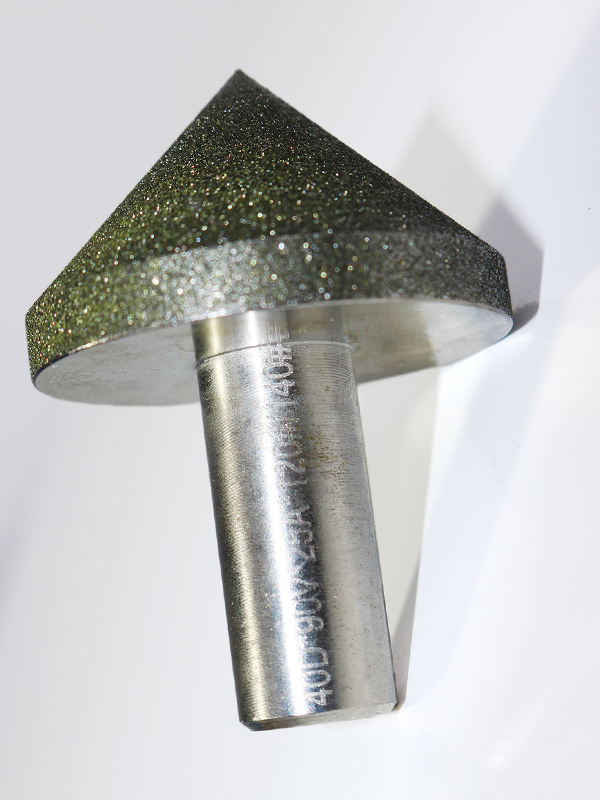 Electroplated diamond grinding wheel for grinding silicon carbide and boron carbide