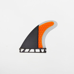 F25304 SURF FIN HONEYCOMB CARBON