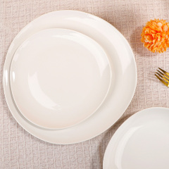 Rounded Triangle Dinner Plate