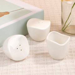 Rounded Triangle Toothpick/Salt&pepper set