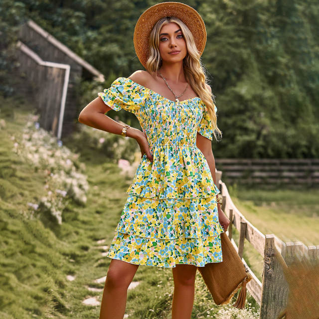 Floral print elastic U-neck tiered hem dress