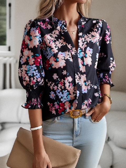 Printed V-Neck Blouse With Plug Sleeves