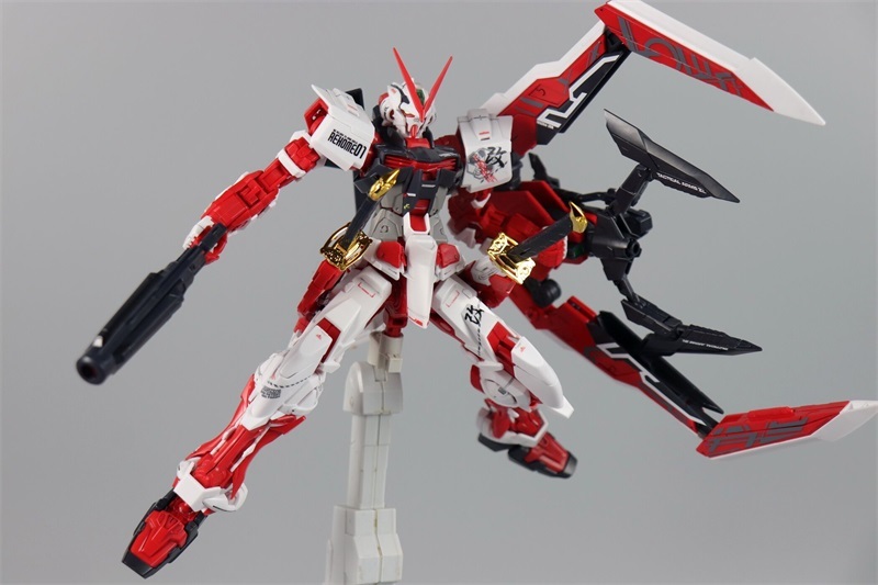 DABAN 6601 Gundam Astray Red Frame Kai 1/100 MG MBF-P02Kai Gundam