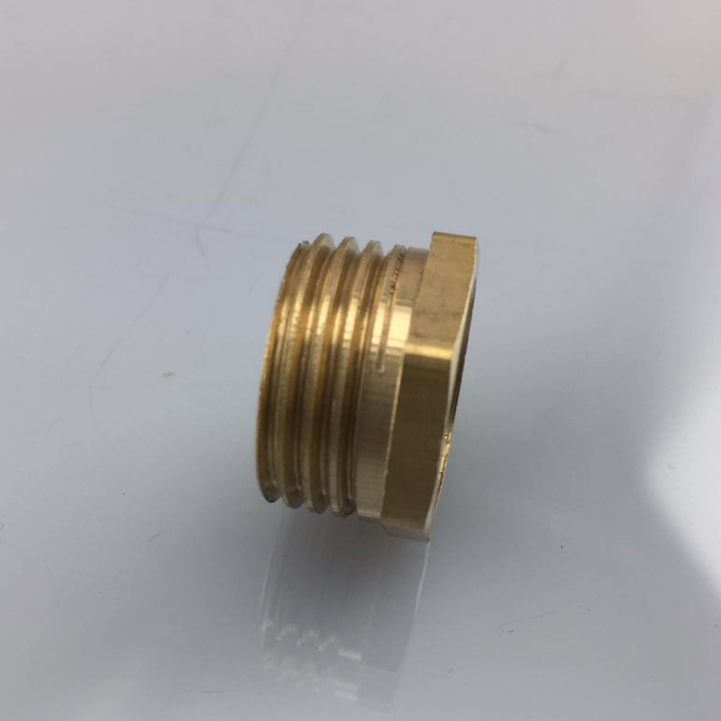 Tecmolog Top Quality Brass Finish Connector Solid Brass Connector, Double Thread Swivel Hose Connector