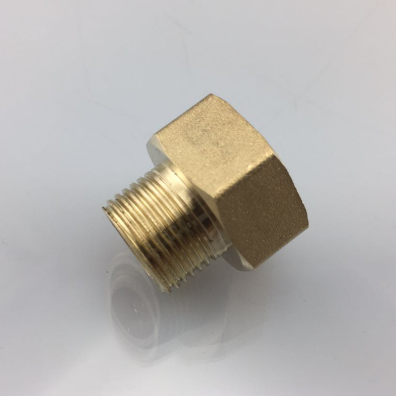 Tecmolog Top Quality Brass Finish Connector Solid Brass Connector, Double Thread Swivel Hose Connector