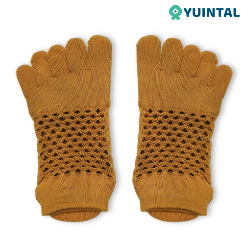 5-toe running socks features – mesh ventilation, PVC grip sole, and toe separation detail