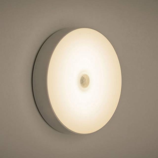 Xiaomi USB Rechargeable LED PIR Motion Sensor Night Light 8 Light Bead Cabinet Closet Wall Lamp The kitchen lamp