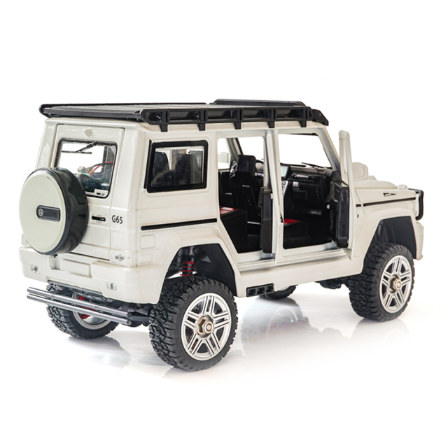 SG2401 Metal RC Crawler 1/24 Full Scale 2.4G 4WD Remote Control Car - White