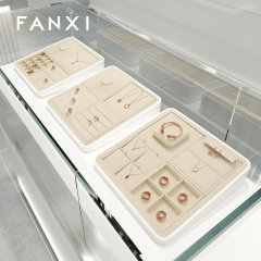 2023 Fanxi New Custom Jewelry Display Set For Bracelet Necklace Ring Exhibitor Organizer Holder Leather Jewelry Display