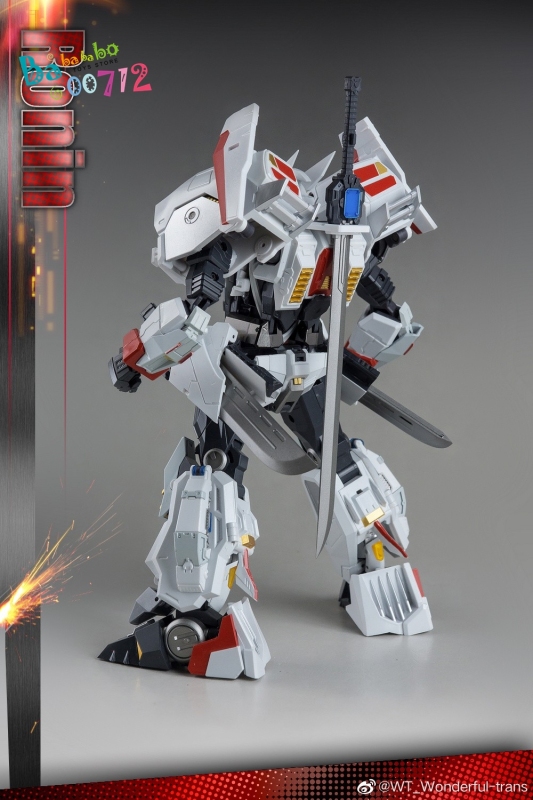 Wonderful-Trans WT01 White Ronin Drift Action Figure