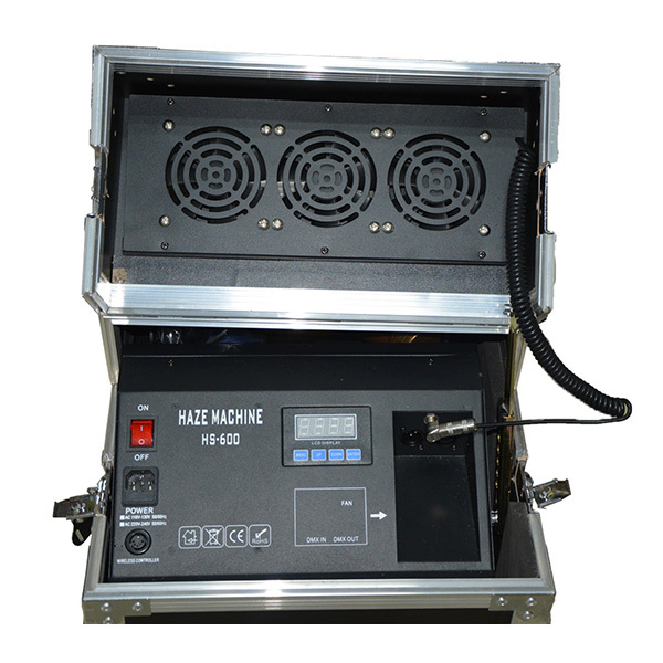 Single 600w Haze Machine DMX/Remote Wireless Control Pyro Vertical Fog Smoke Machine for Stage Effect Equipment