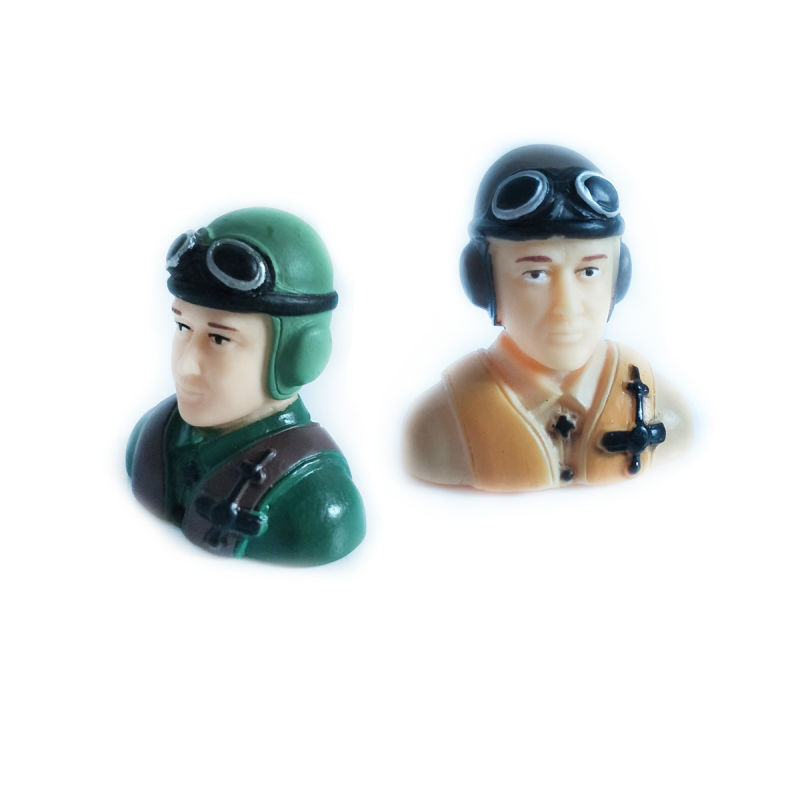 1/9 Scale Pilots Figures L40*W23*H39mm