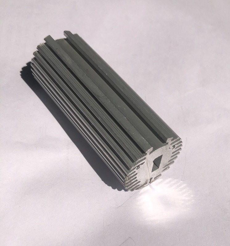 Aluminum extrusion profile for heat sink/Radiator