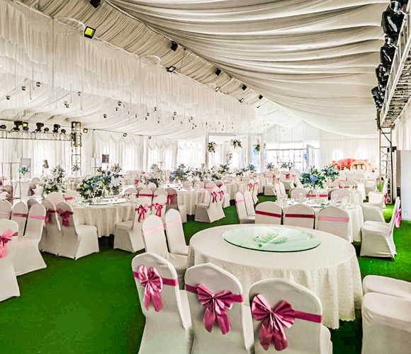 Features of outdoor wedding tent