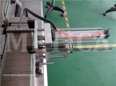 Automatic Four Sides Labeling Machine Customized For Square Bottle