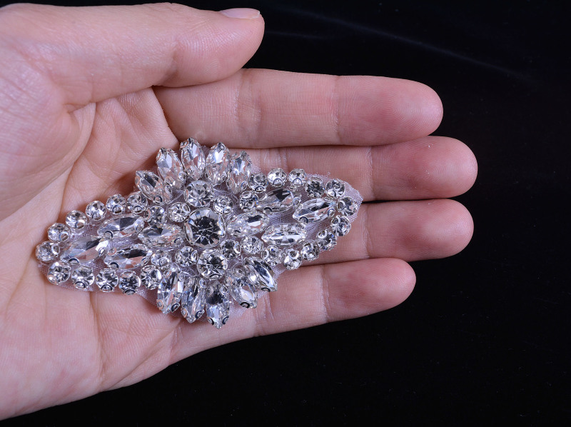 SM164 Crystal Diamante  Rhinestone Applique 1 Piece
