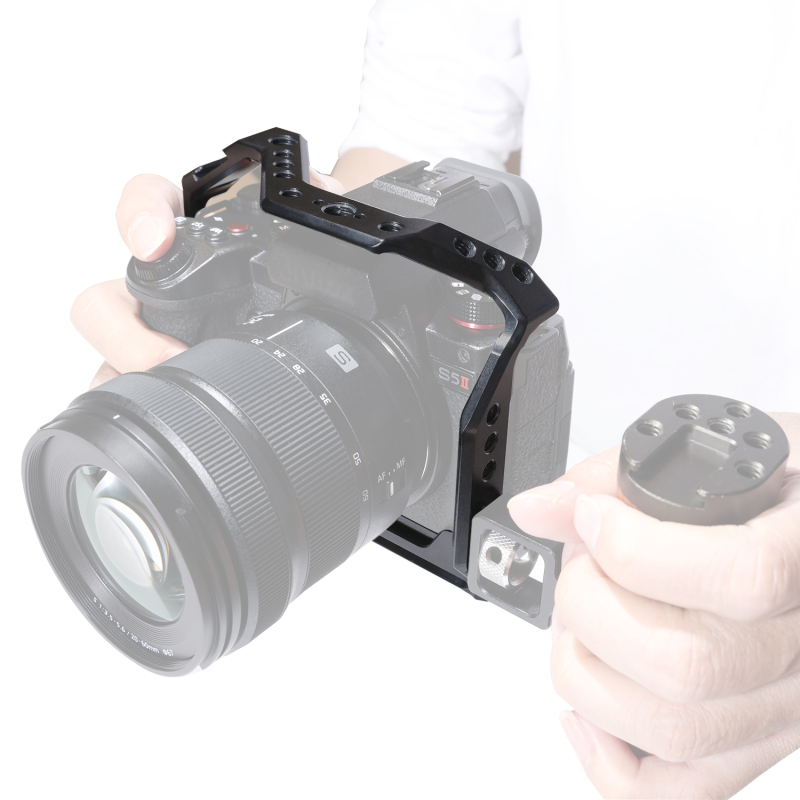 Niceyrig Camera Cage for Panasonic Lumix S5II(S5MII)/S5IIX(S5MIIX)/S5