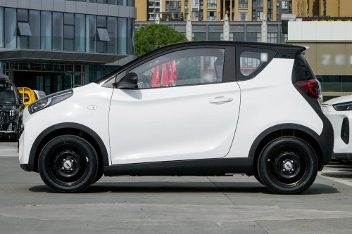 奇瑞小蚂蚁 2025款 喜爱 磷酸铁锂 25.05kWh 251km