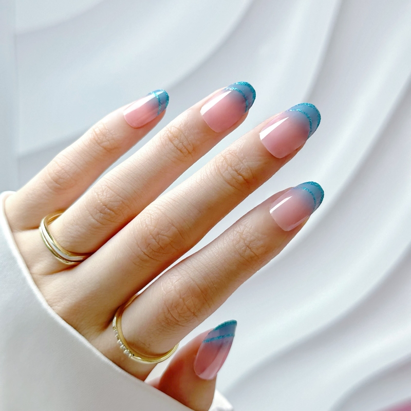 O010 Glitter Blue French Nails