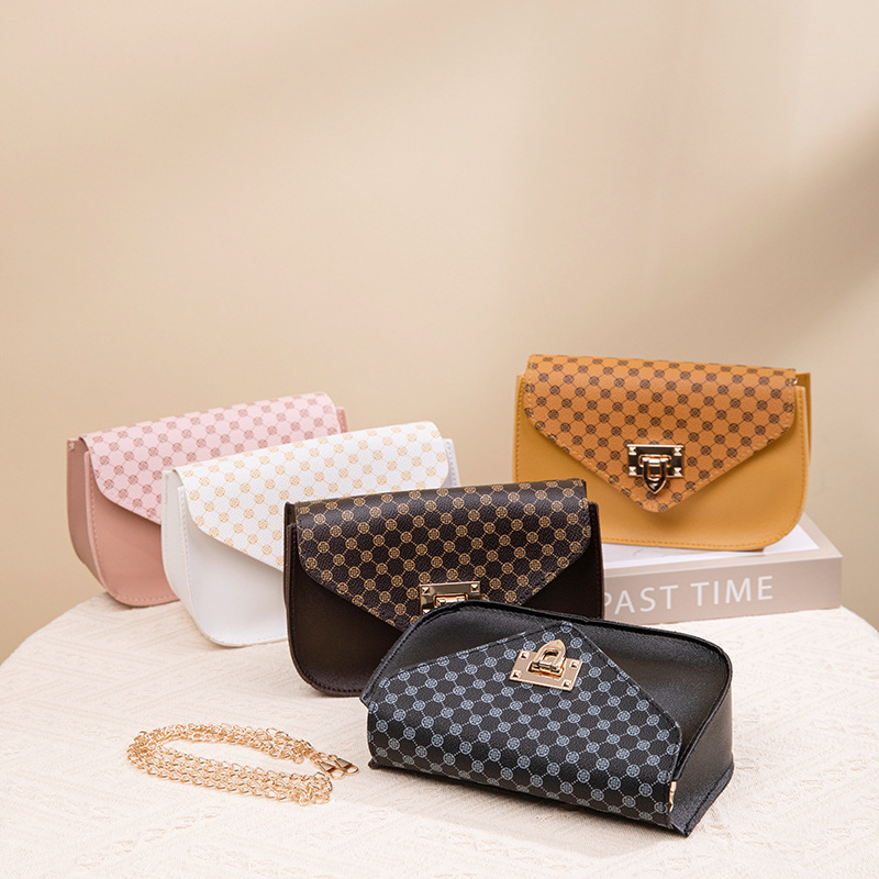 Mobile phone bag women's crossbody mini bag New Korean style spring and summer all-match vertical chain shoulder small square bag