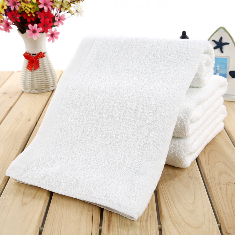 Hotel white bath towel wholesale B &amp; B hotel bath weak twist cheap cotton White 70/140 adult bath towel wholesale
